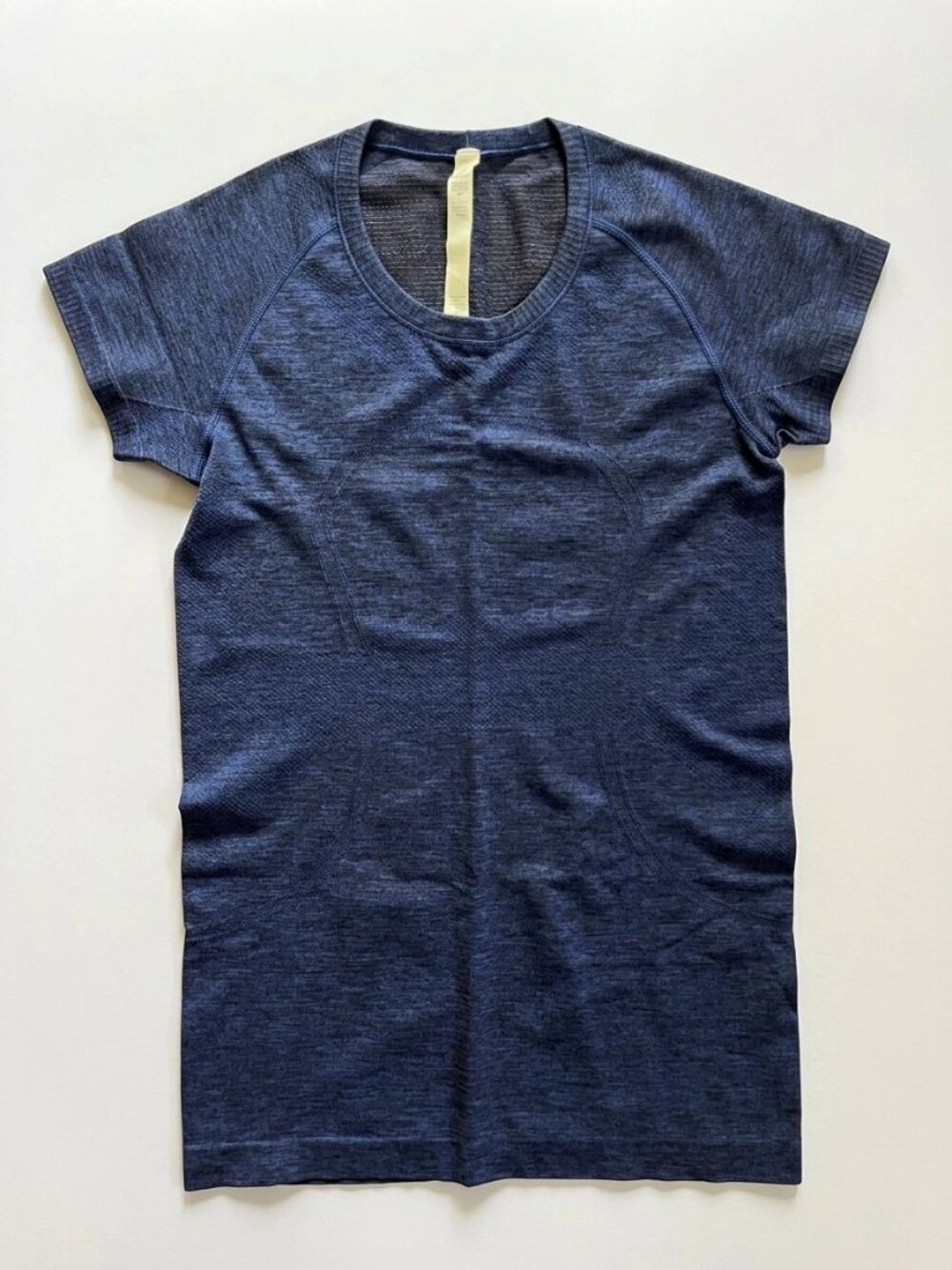 Lululemon Swiftly Tech Short Sleeve Crew Yoga Running Anti Stink Blue 8
